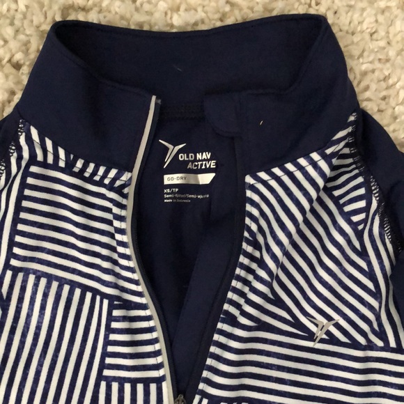 Old Navy active wear jacket - Picture 2 of 3
